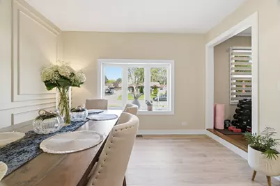 665 Illinois Boulevard, Hoffman Estates, IL 60169 - Photo 14