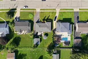 665 Illinois Blvd, Hoffman Estates, IL 60169 - Photo 44