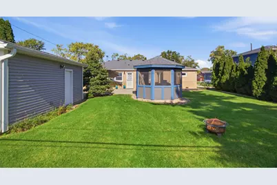 665 Illinois Boulevard, Hoffman Estates, IL 60169 - Photo 36