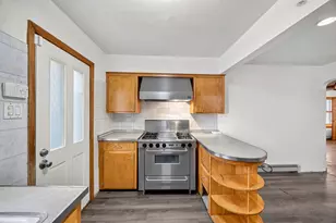 8732 S East End Ave, Chicago, IL 60617 - Photo 12