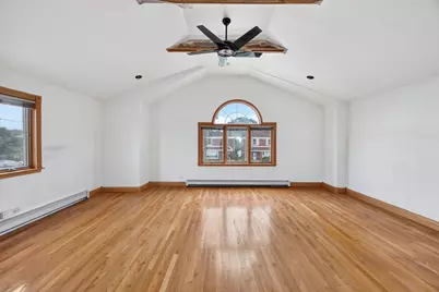 8732 S East End Avenue, Chicago, IL 60617 - Photo 18