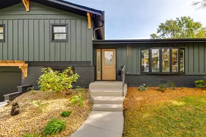 6955 Parkview Drive, Downers Grove, IL 60516 - Photo 4