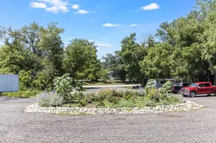 708 S Rose Farm Rd, Woodstock, IL 60098 - Photo 8