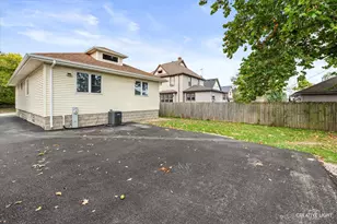900 Cochrane Ave, Joliet, IL 60436 - Photo 16