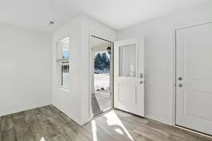 1117 Amber Dr, Cary, IL 60013 - Photo 10