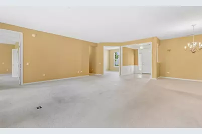 2519 Edgewater Drive, Elgin, IL 60124 - Photo 6