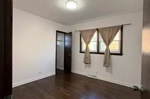 7843 Natchez Ave, Burbank, IL 60459 - Photo 10