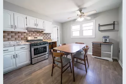 8240 S Octavia Avenue, Bridgeview, IL 60455 - Photo 6