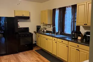 606 W 3rd St, Dixon, IL 61021 - Photo 8