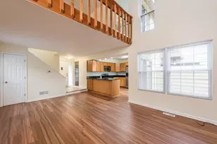 617 Whitney Ct, Gurnee, IL 60031 - Photo 10