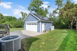 109 Grove Ave, Glen Ellyn, IL 60137 - Photo 28