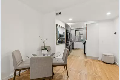 136 Clyde Avenue #2S, Evanston, IL 60202 - Photo 6
