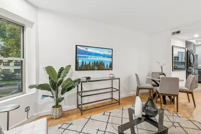 136 Clyde Avenue #2S, Evanston, IL 60202 - Photo 4
