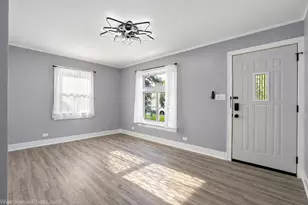 2807 Elder Ln, Franklin Park, IL 60131 - Photo 8