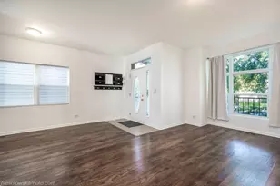 6732 S Dorchester Ave, Chicago, IL 60637 - Photo 2