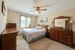 801 Timber Pl, New Lenox, IL 60451 - Photo 8