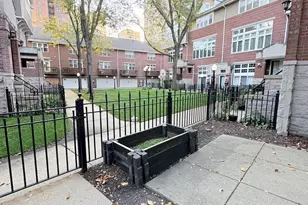 4934 S Cornell Ave, Chicago, IL 60615 - Photo 2
