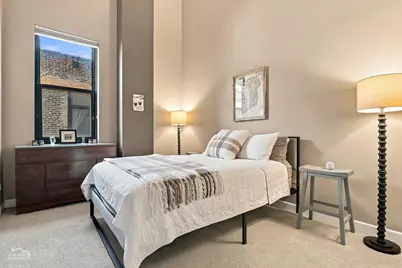 400 W Ontario Street #707, Chicago, IL 60654 - Photo 14