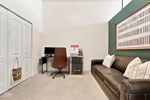 400 W Ontario St, Chicago, IL 60654 - Photo 4