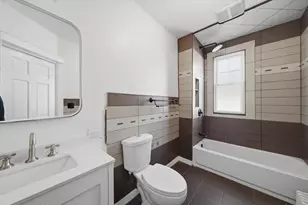 3241 Rose St, Franklin Park, IL 60131 - Photo 12