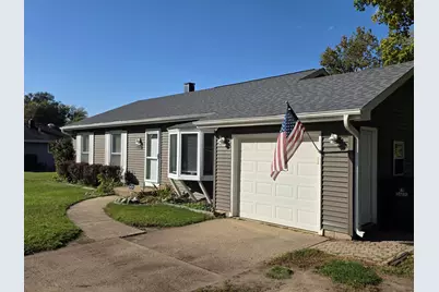 2412 W Fairview Lane, McHenry, IL 60051 - Photo 2