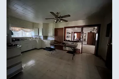 120 W Market Street, Piper City, IL 60959 - Photo 4