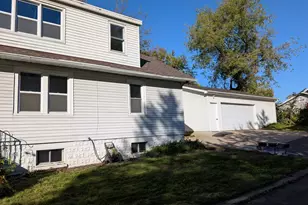34955 N Augustana Ave, Ingleside, IL 60041 - Photo 4