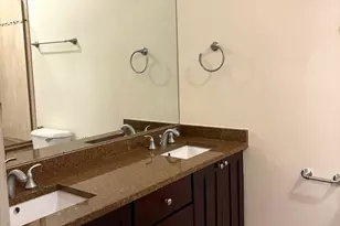 1064 W Chestnut St, Chicago, IL 60642 - Photo 6
