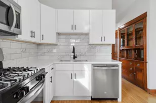 2707 N Central Park Ave, Chicago, IL 60647 - Photo 2
