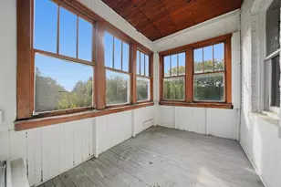 2707 N Central Park Ave, Chicago, IL 60647 - Photo 8