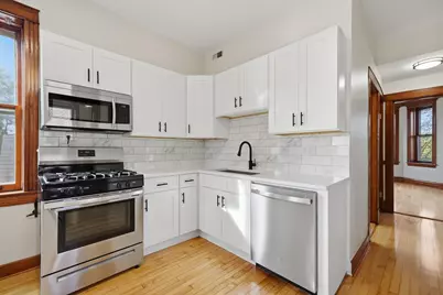 2707 N Central Park Avenue #1, Chicago, IL 60647 - Photo 12
