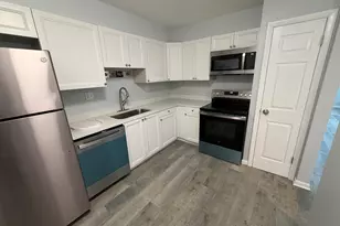 4500 Beau Monde Dr, Lisle, IL 60532 - Photo 6