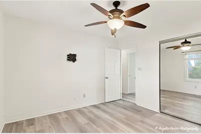 1815 Beach Road, McHenry, IL 60050 - Photo 12
