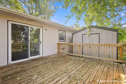 1815 Beach Road, McHenry, IL 60050 - Photo 16