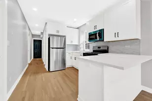 2704 W 24th Pl, Chicago, IL 60608 - Photo 6