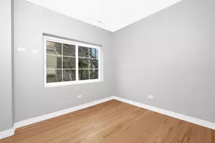 2704 W 24th Pl, Chicago, IL 60608 - Photo 8