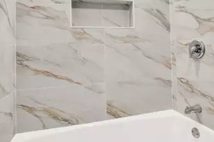 2704 W 24th Pl, Chicago, IL 60608 - Photo 10