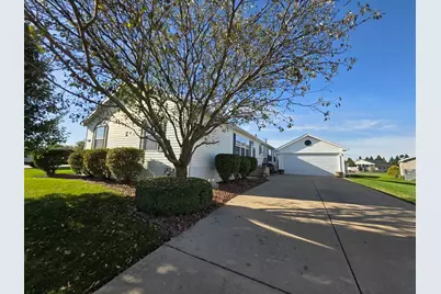 928 Holly Drive, Manteno, IL 60950 - Photo 1