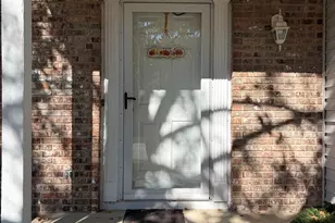 2788 Garden Dr, Lisle, IL 60532 - Photo 2