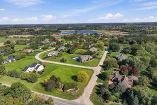 595 Hidden Creek Dr, Antioch, IL 60002 - Photo 56