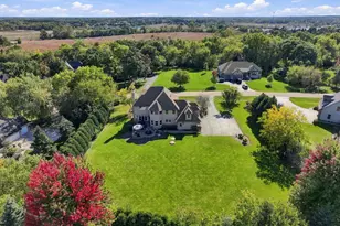 595 Hidden Creek Dr, Antioch, IL 60002 - Photo 52