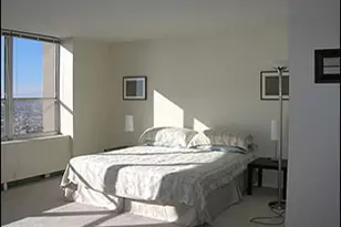 655 W Irving Park Rd, Chicago, IL 60613 - Photo 14