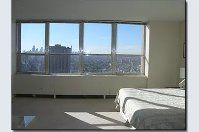 655 W Irving Park Road #4409, Chicago, IL 60613 - Photo 2