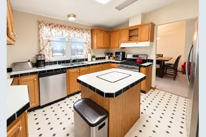 93 Petunia Circle, Matteson, IL 60443 - Photo 4