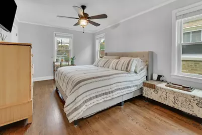 6219 W Holbrook Street, Chicago, IL 60646 - Photo 18