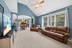 24 Hilltop Ln, South Elgin, IL 60177 - Photo 16