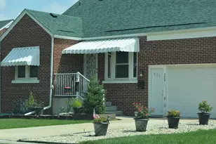 427 Bellwood Ave, Hillside, IL 60162 - Photo 2