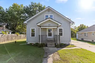 408 Daisyfield Rd, Rockford, IL 61102 - Photo 1