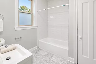 905 W Altgeld St, Chicago, IL 60614 - Photo 8