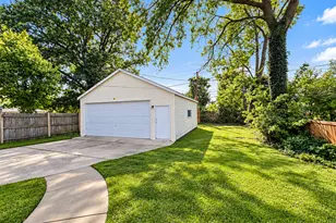 1813 Fargo Ave, Des Plaines, IL 60018 - Photo 18